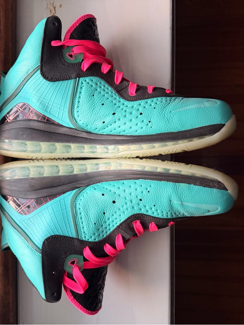Nike LeBron 8 South Beach Basketball Sneakers - Picture 8 of 8